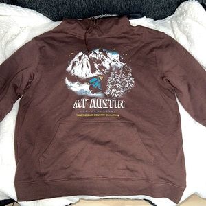 Woman’s Brown Mountain Print Sweatshirt